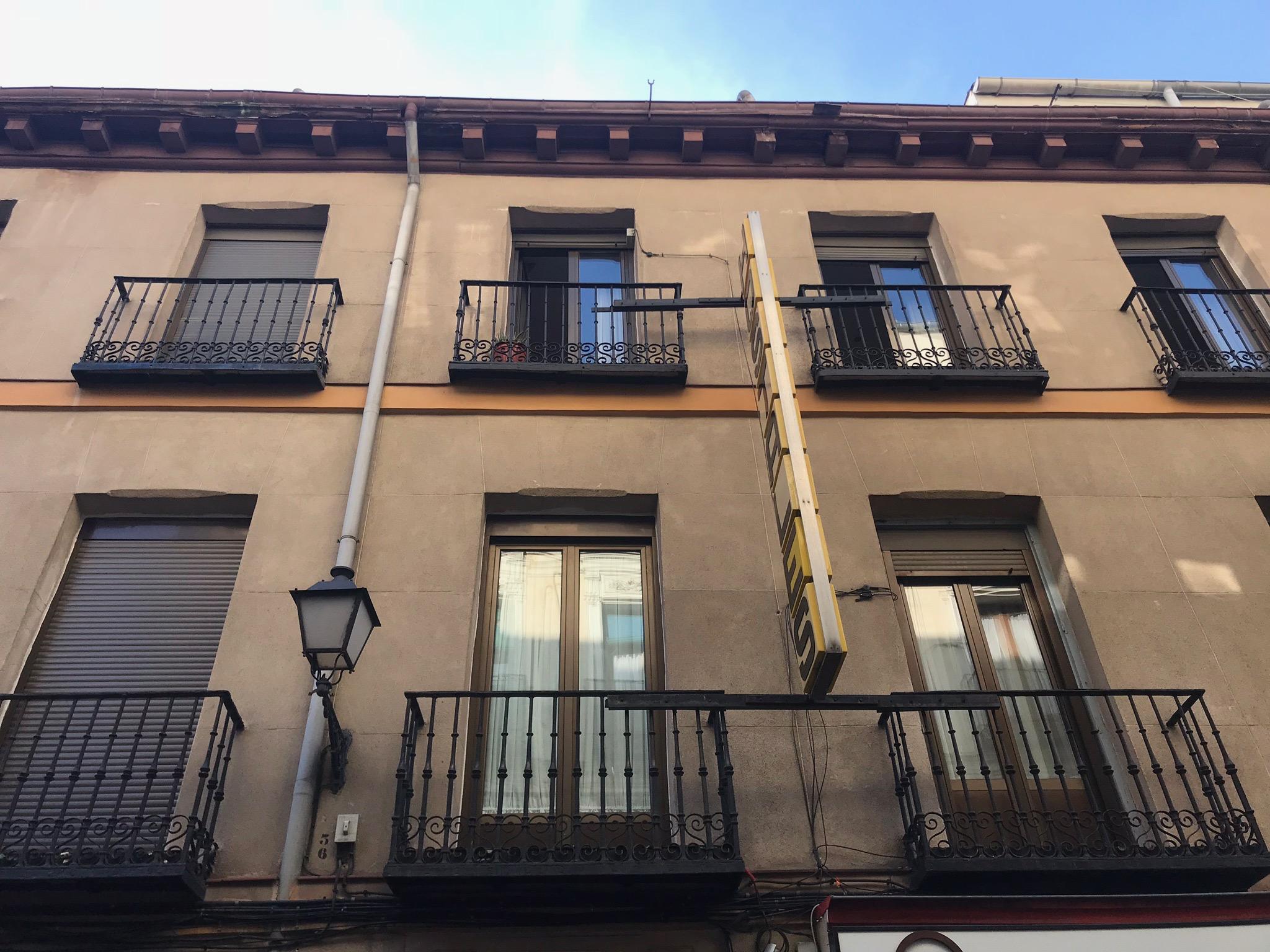 ホテル ペンション ロス ペラレス マドリード エクステリア 写真 The house of Francisco de Quevedo in Madrid